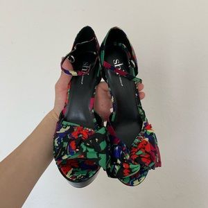Shi Bow Heels